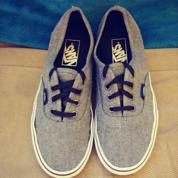 ladies vans size 5.5